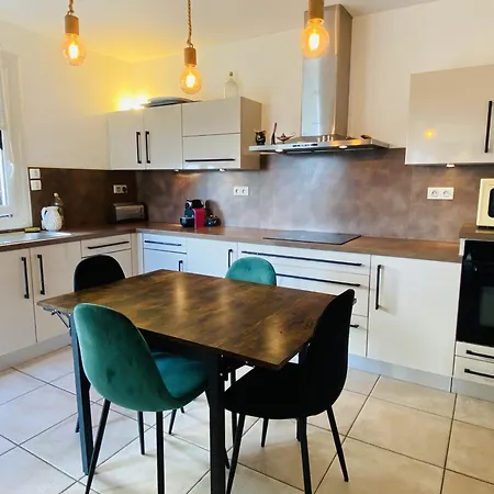 La Castonetoise Holiday home *